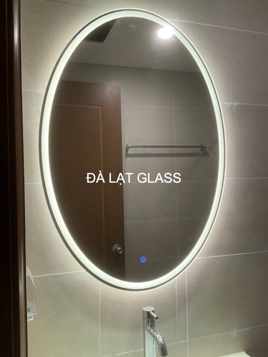 Gương treo phòng tắm cao cấp có đèn led Đà Lạt Lâm Đồng